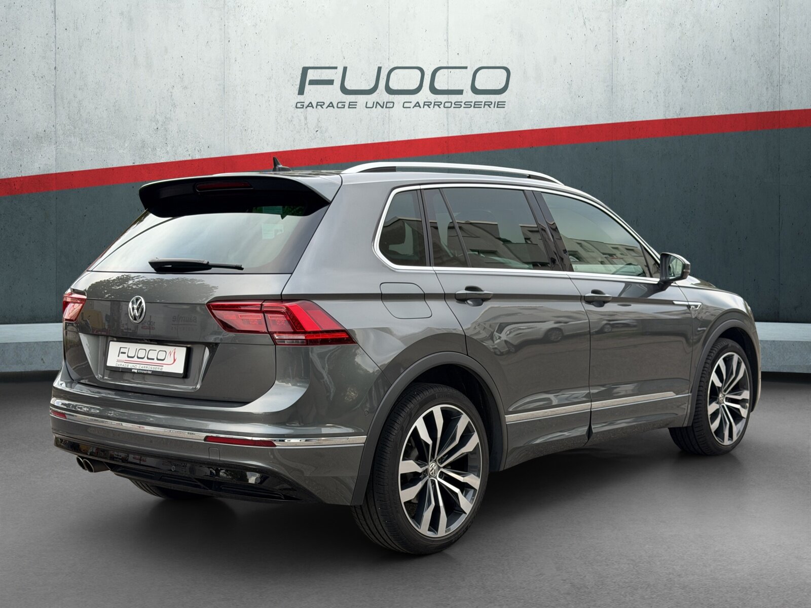 VW Tiguan 2.0TSI R-Line 4Motion DSG, Benzin, Occasion / Gebraucht, Automatik - 3