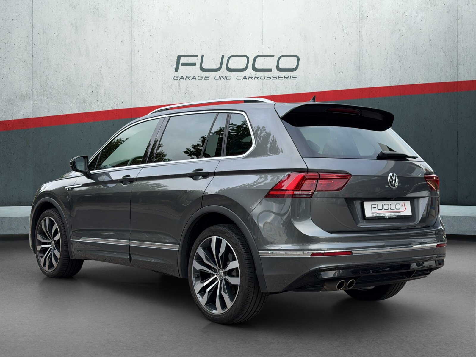 VW Tiguan 2.0TSI R-Line 4Motion DSG, Benzin, Occasion / Gebraucht, Automatik - 5