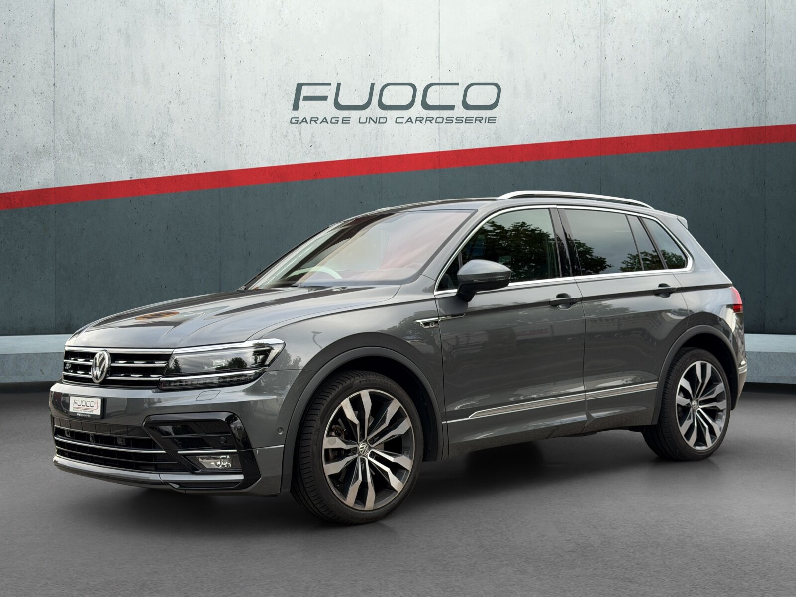 VW Tiguan 2.0TSI R-Line 4Motion DSG, Benzin, Occasion / Gebraucht, Automatik - 7