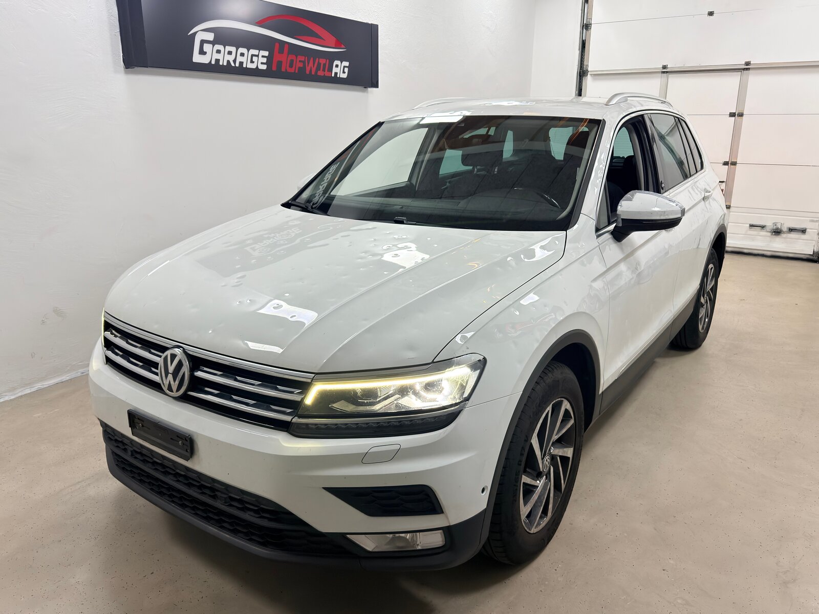 VW Tiguan 2.0 TDI SCR Comfortline 4Motion DSG hageschaden
