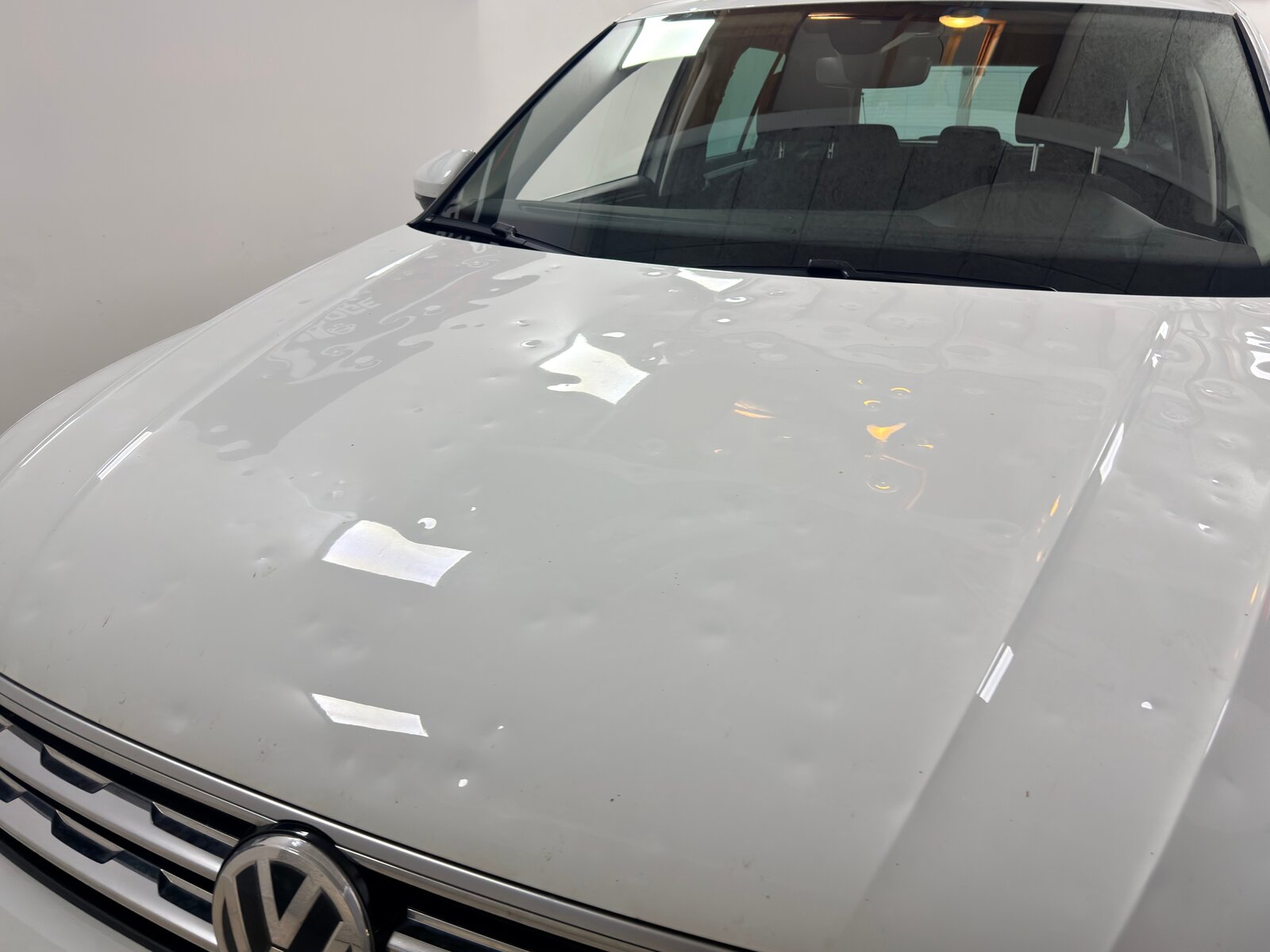 VW Tiguan 2.0 TDI SCR Comfortline 4Motion DSG hageschaden, Diesel, Second hand / Used, Automatic - 3