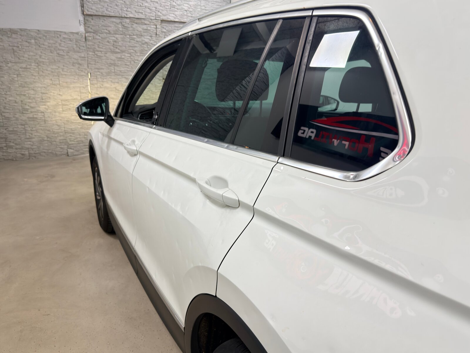 VW Tiguan 2.0 TDI SCR Comfortline 4Motion DSG hageschaden, Diesel, Second hand / Used, Automatic - 6