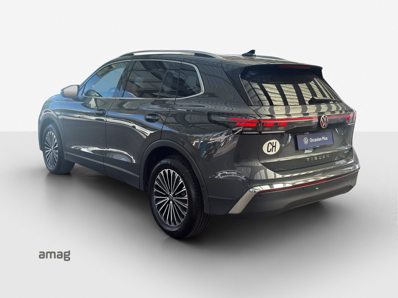 VW Tiguan Elegance, Benzin, Occasion / Gebraucht, Automatik - 3