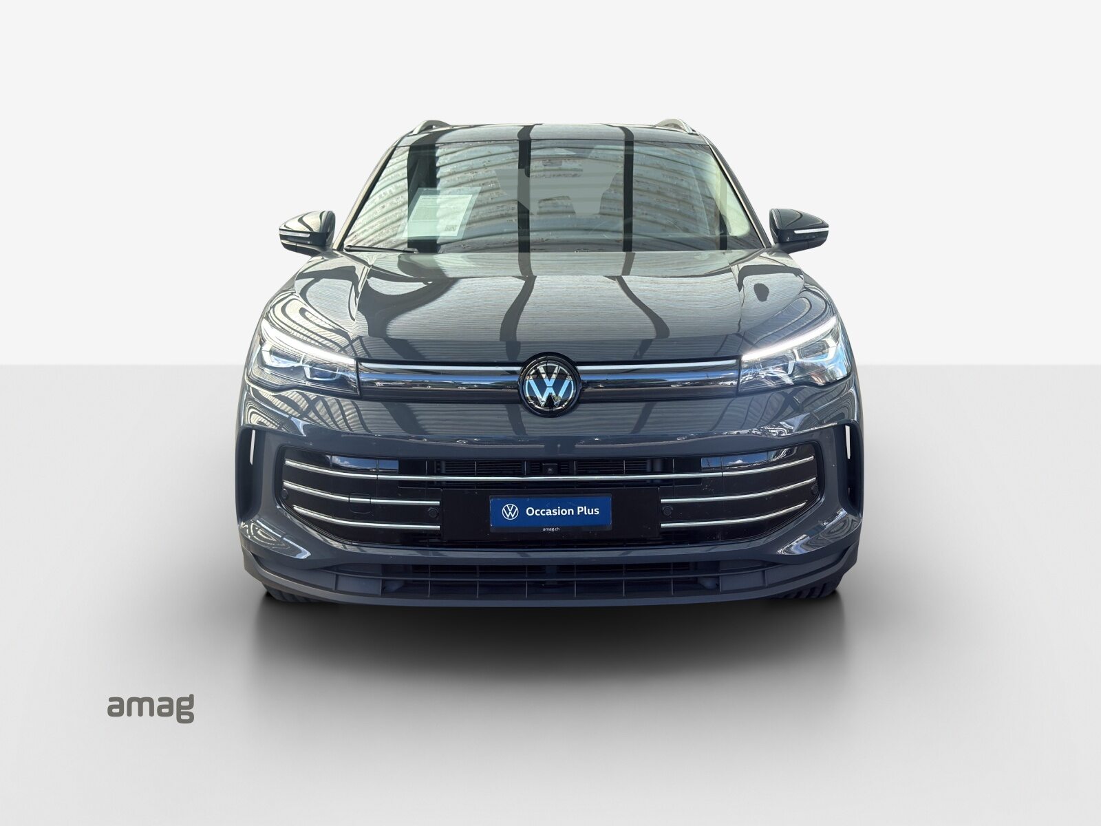 VW Tiguan Elegance, Benzin, Occasion / Gebraucht, Automatik - 7