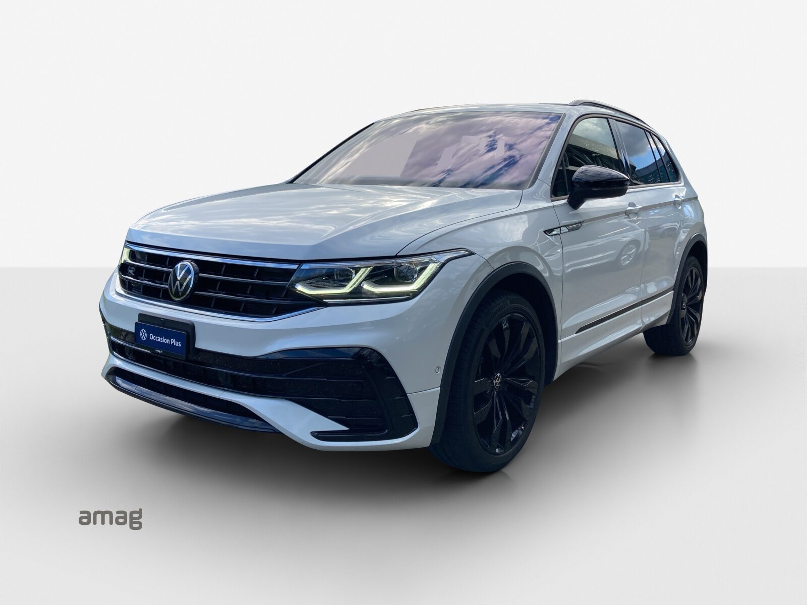 VW Tiguan R-Line