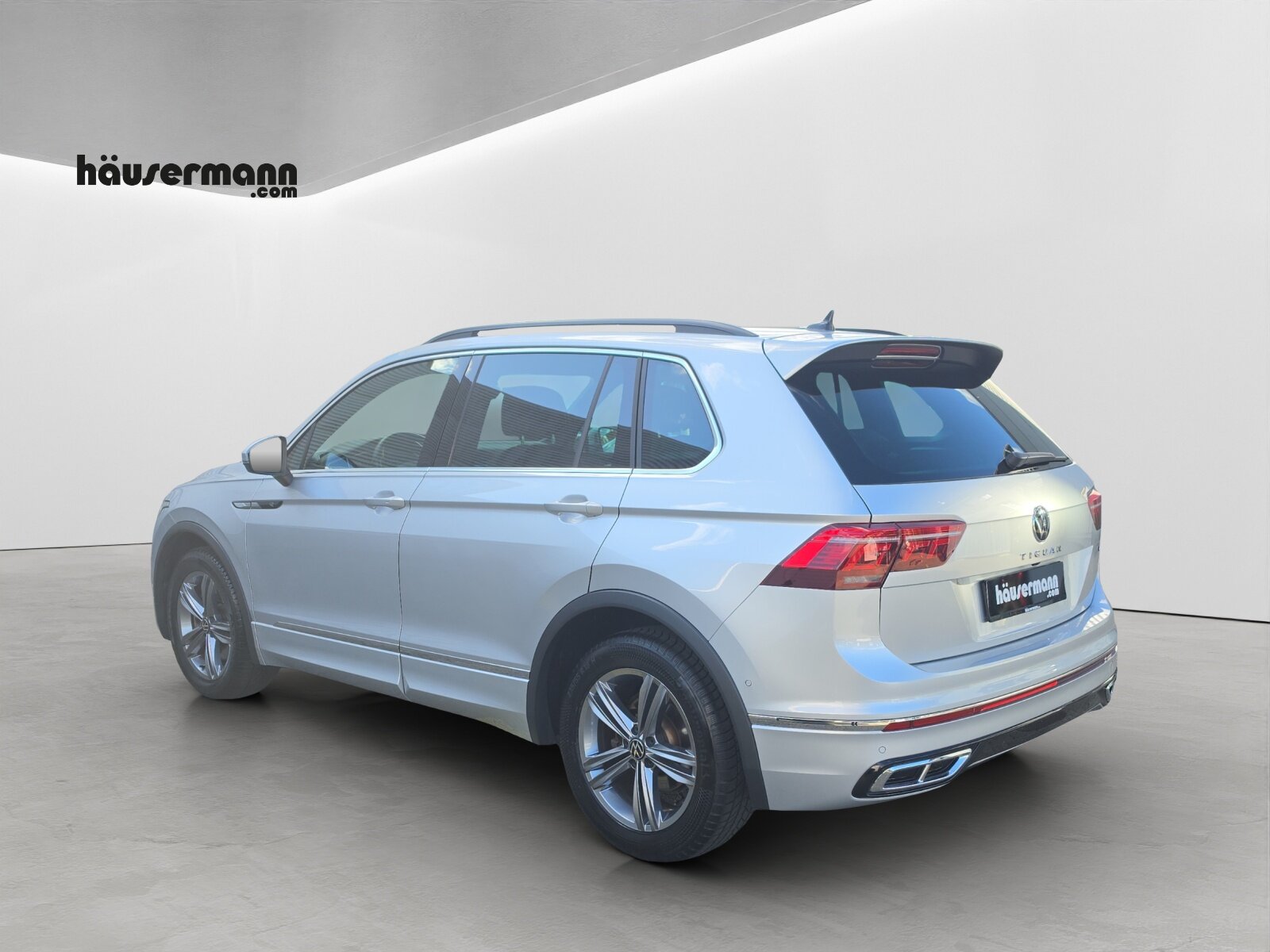 VW Tiguan 2.0 TSI R-Line DSG, Benzin, Occasion / Gebraucht, Automatik - 3