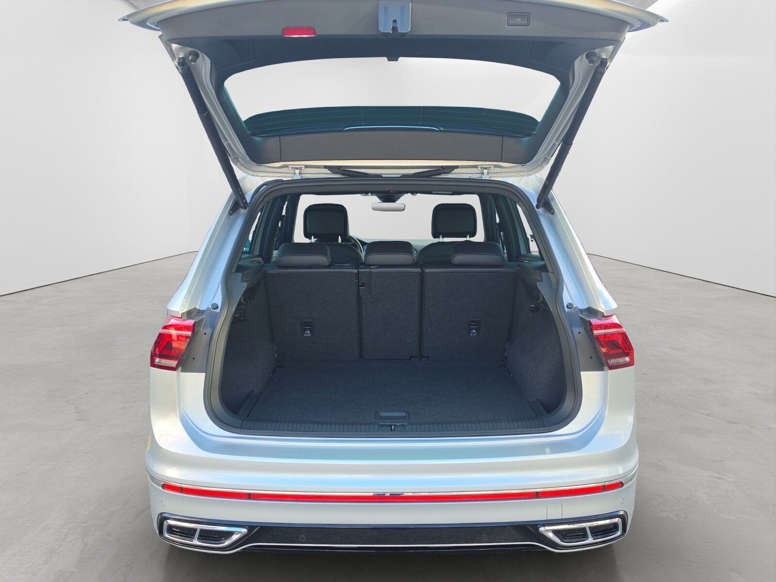 VW Tiguan 2.0 TSI R-Line DSG, Benzin, Occasion / Gebraucht, Automatik - 6