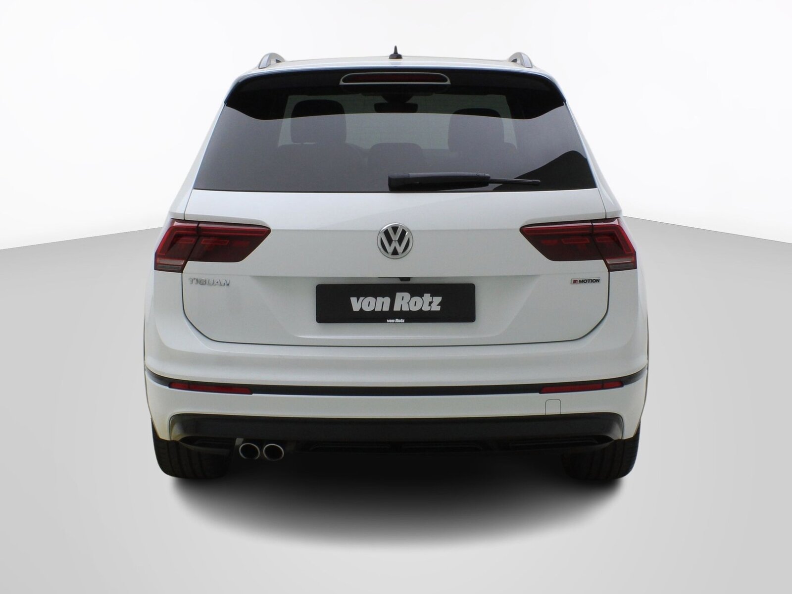 VW Tiguan 2.0 TSI DSG R-Line 4Motion, Petrol, Second hand / Used, Automatic - 4