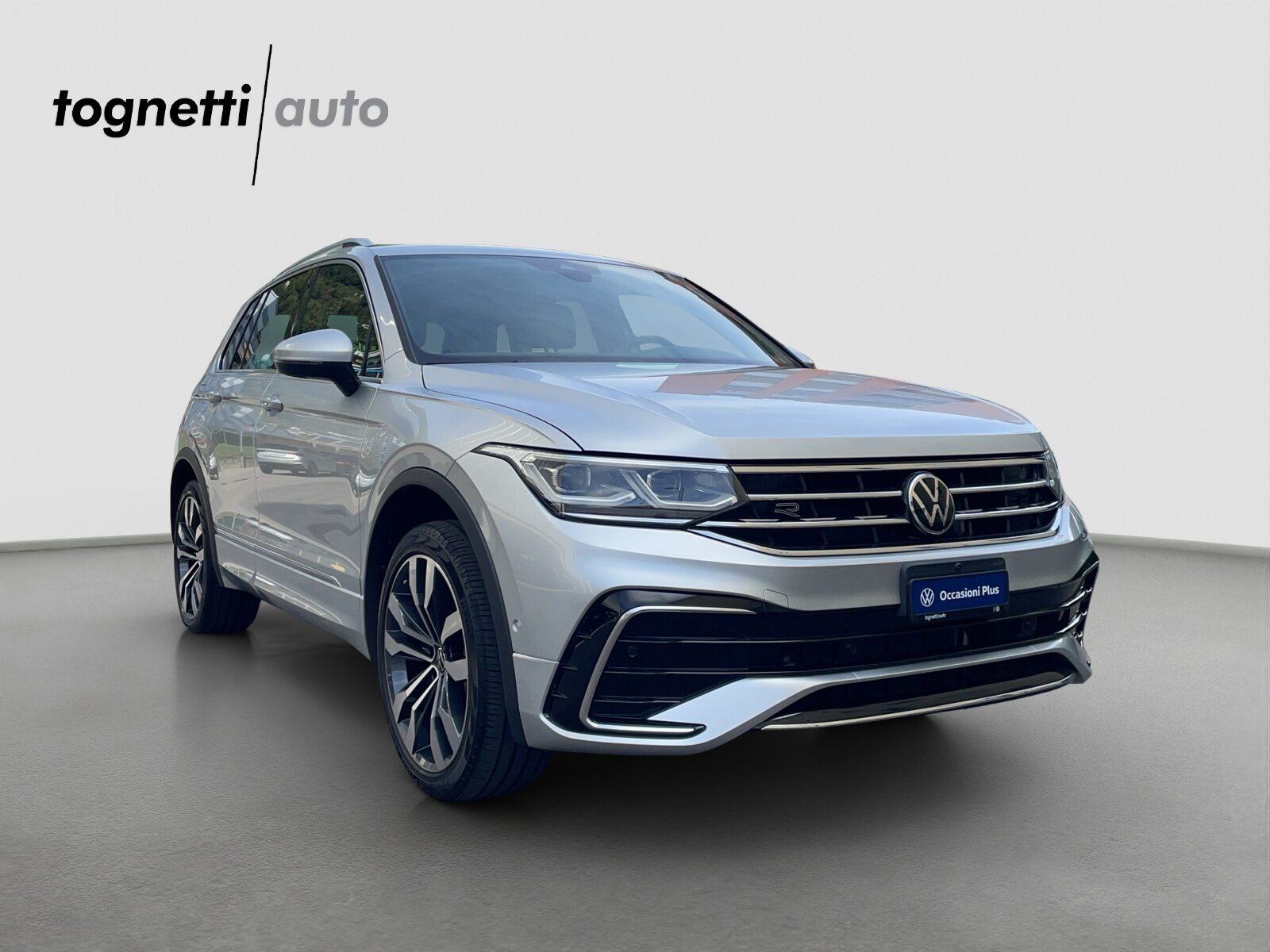 VW Tiguan R-Line SELECTION PHEV, Hybride Intégral Essence/Électricité, Occasion / Utilisé, Automatique - 2