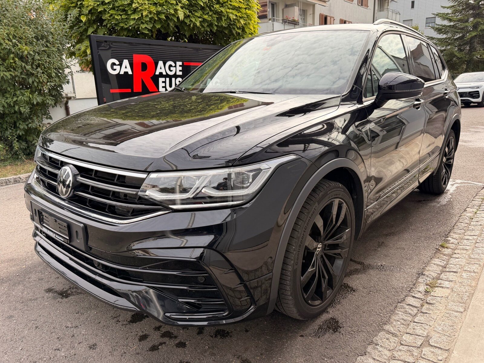 VW Tiguan Allspace R-LINE 4MOTION BLACK STYLE *** PANORAMAGLAS