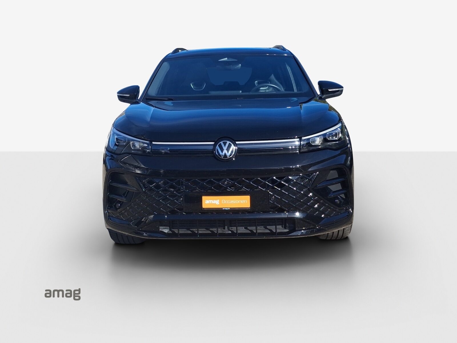 VW Tiguan R-Line, Benzin, Occasion / Gebraucht, Automatik - 7