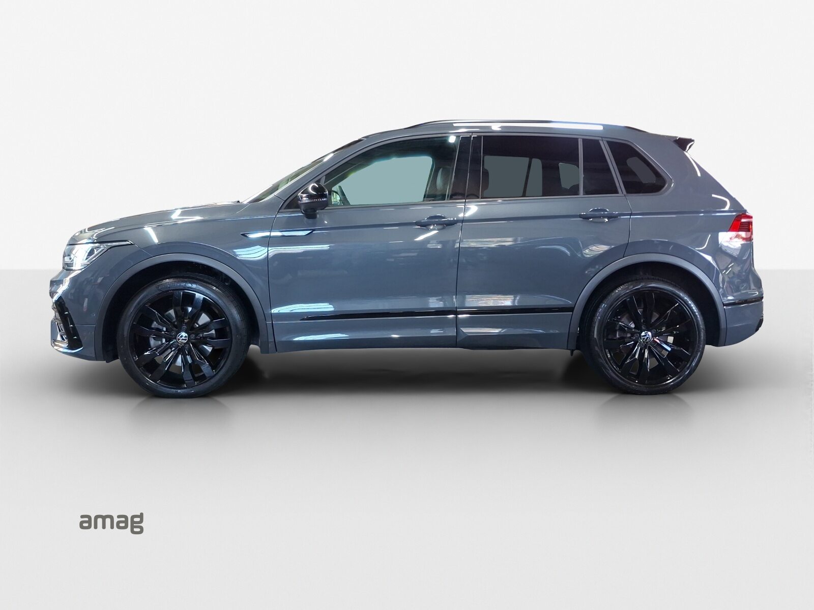 VW Tiguan R-Line, Benzin, Occasion / Gebraucht, Automatik - 2