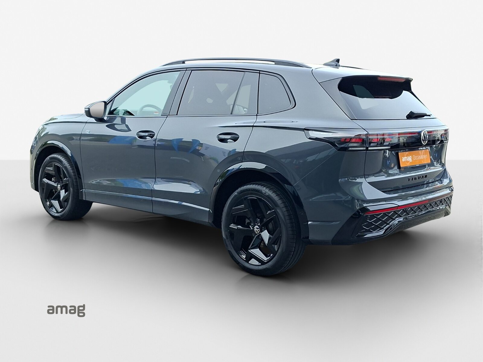 VW Tiguan R-Line, Essence, Occasion / Utilisé, Automatique - 3