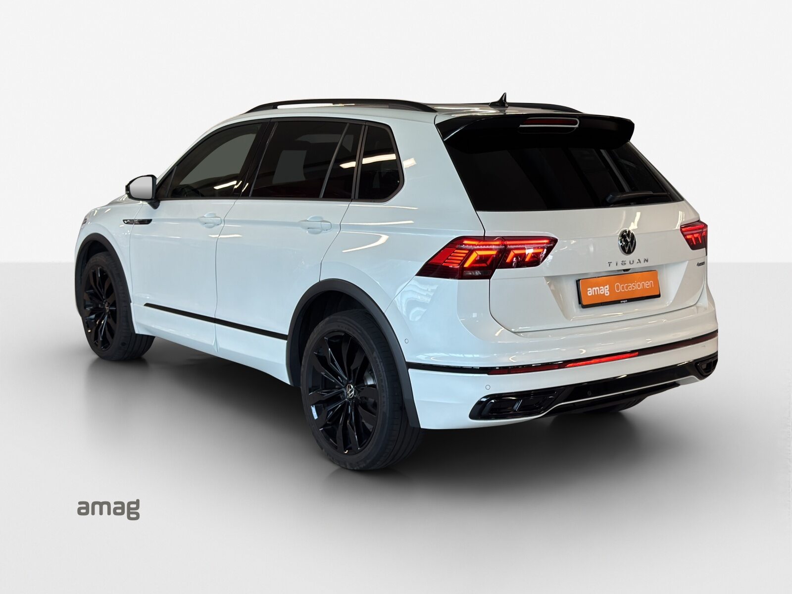 VW Tiguan R-Line, Benzina, Occasioni / Usate, Automatico - 3