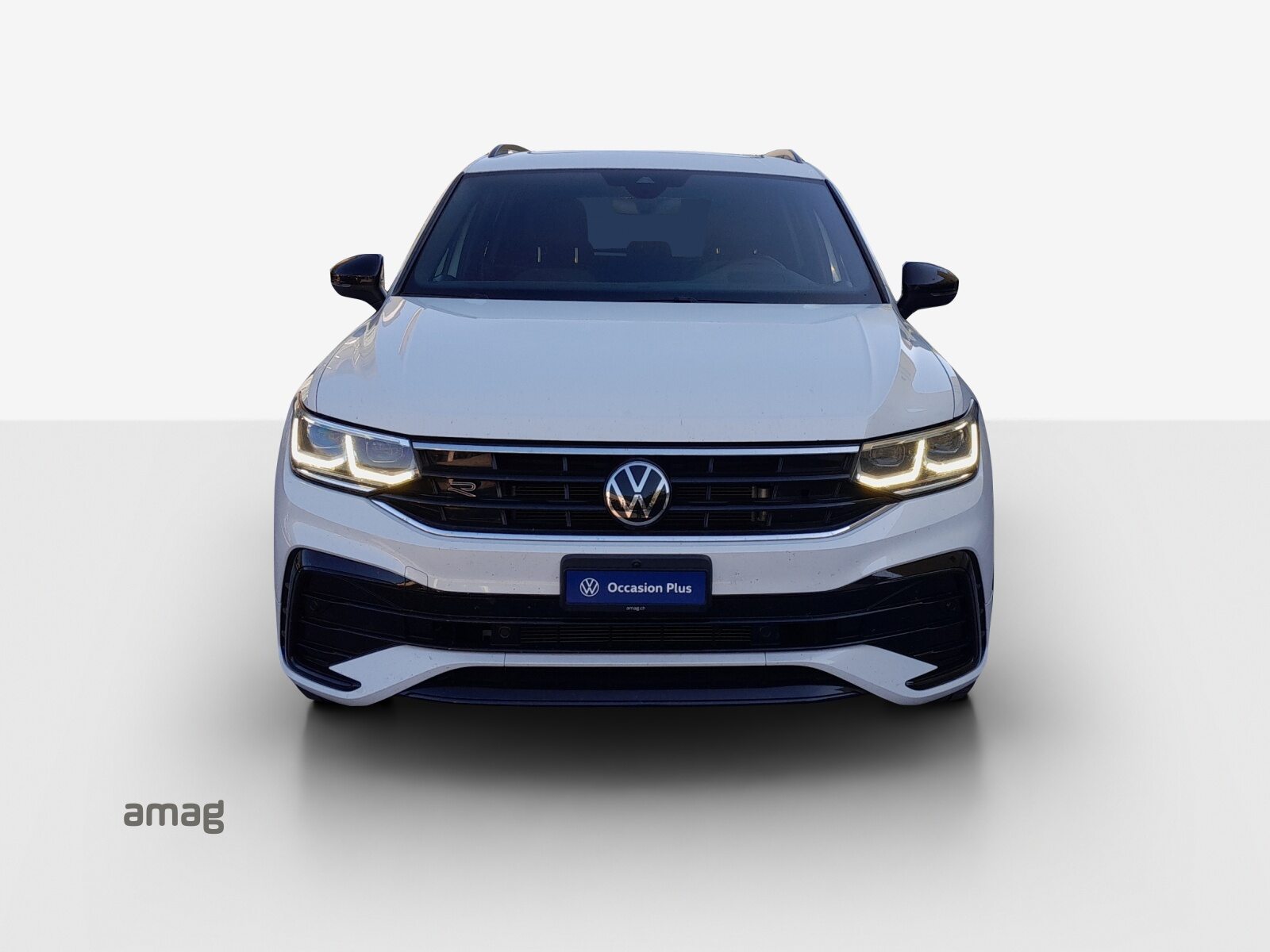 VW Tiguan R-Line SELECTION, Diesel, Occasion / Gebraucht, Automatik - 6