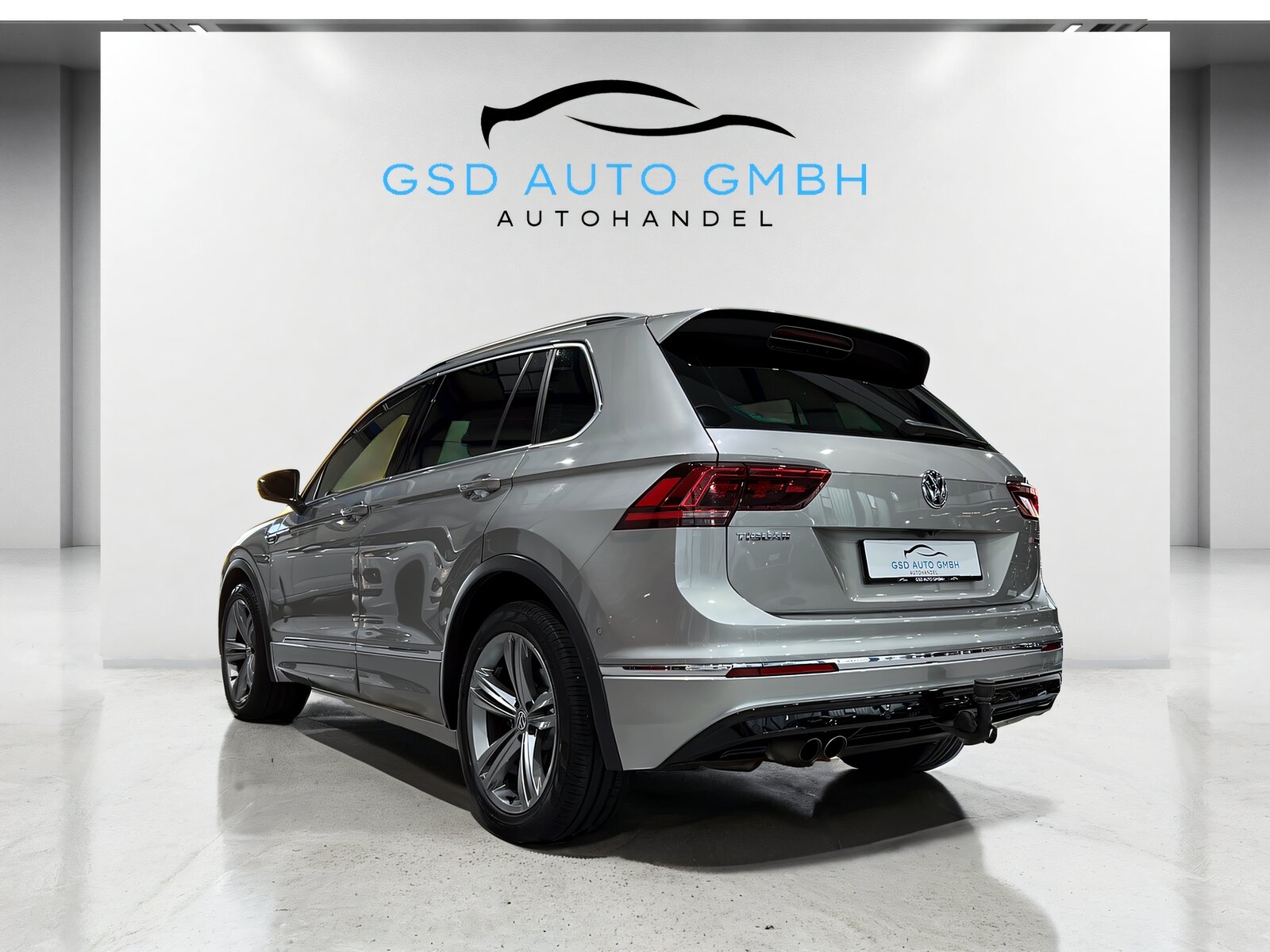 VW Tiguan 2.0TSI Highline 4Motion DSG**Panodach,AHK,LED,Frisch, Essence, Occasion / Utilisé, Automatique - 3