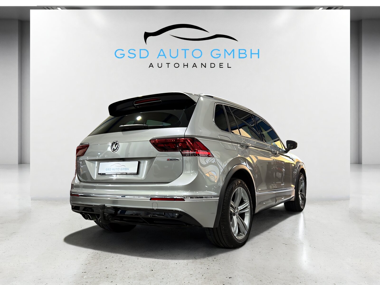 VW Tiguan 2.0TSI Highline 4Motion DSG**Panodach,AHK,LED,Frisch, Essence, Occasion / Utilisé, Automatique - 5