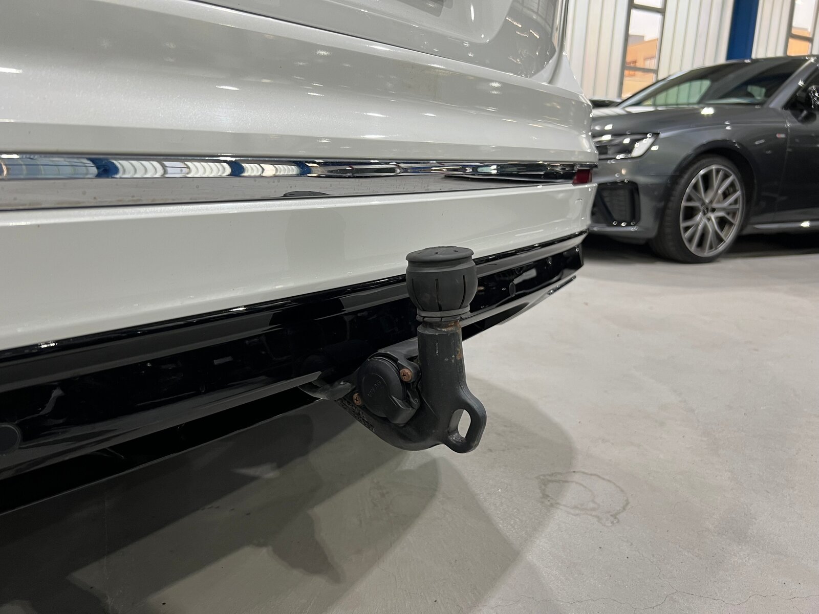 VW Tiguan 2.0TSI Highline 4Motion DSG**Panodach,AHK,LED,Frisch, Essence, Occasion / Utilisé, Automatique - 7