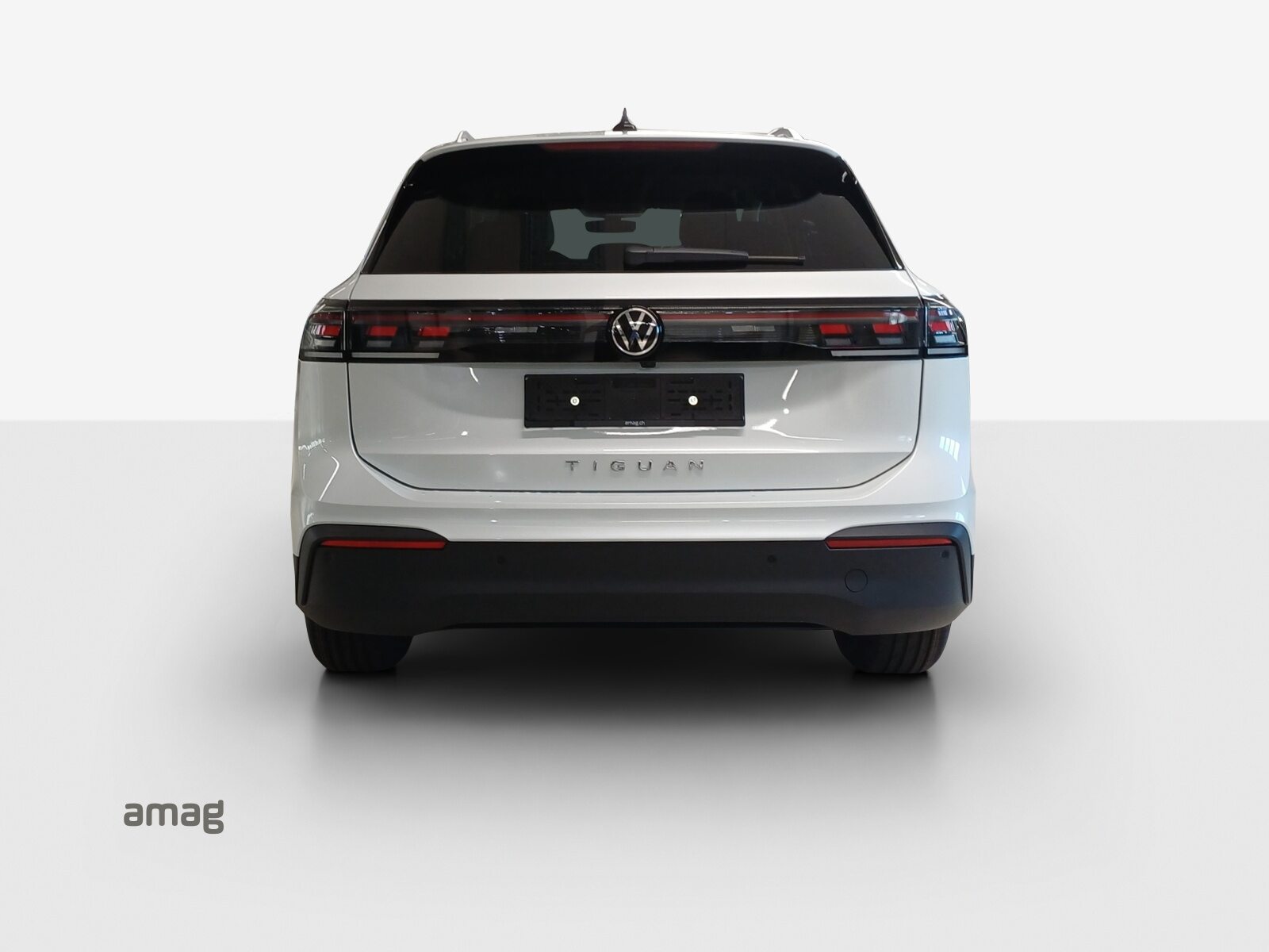 VW Tiguan Life UNITED, Essence, Occasion / Utilisé, Automatique - 4