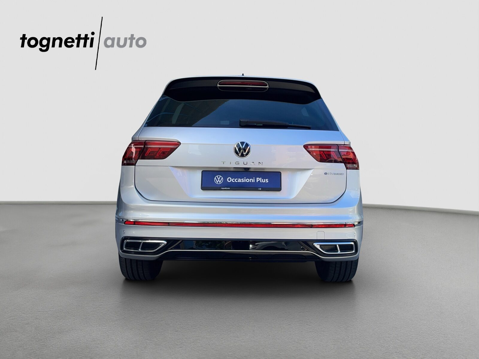 VW Tiguan R-Line SELECTION PHEV, Voll-Hybrid Benzin/Elektro, Occasion / Gebraucht, Automatik - 6