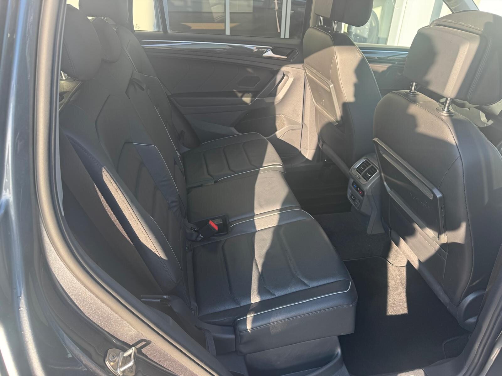 VW Tiguan Allspace Highline, Diesel, Occasion / Gebraucht, Automatik - 4