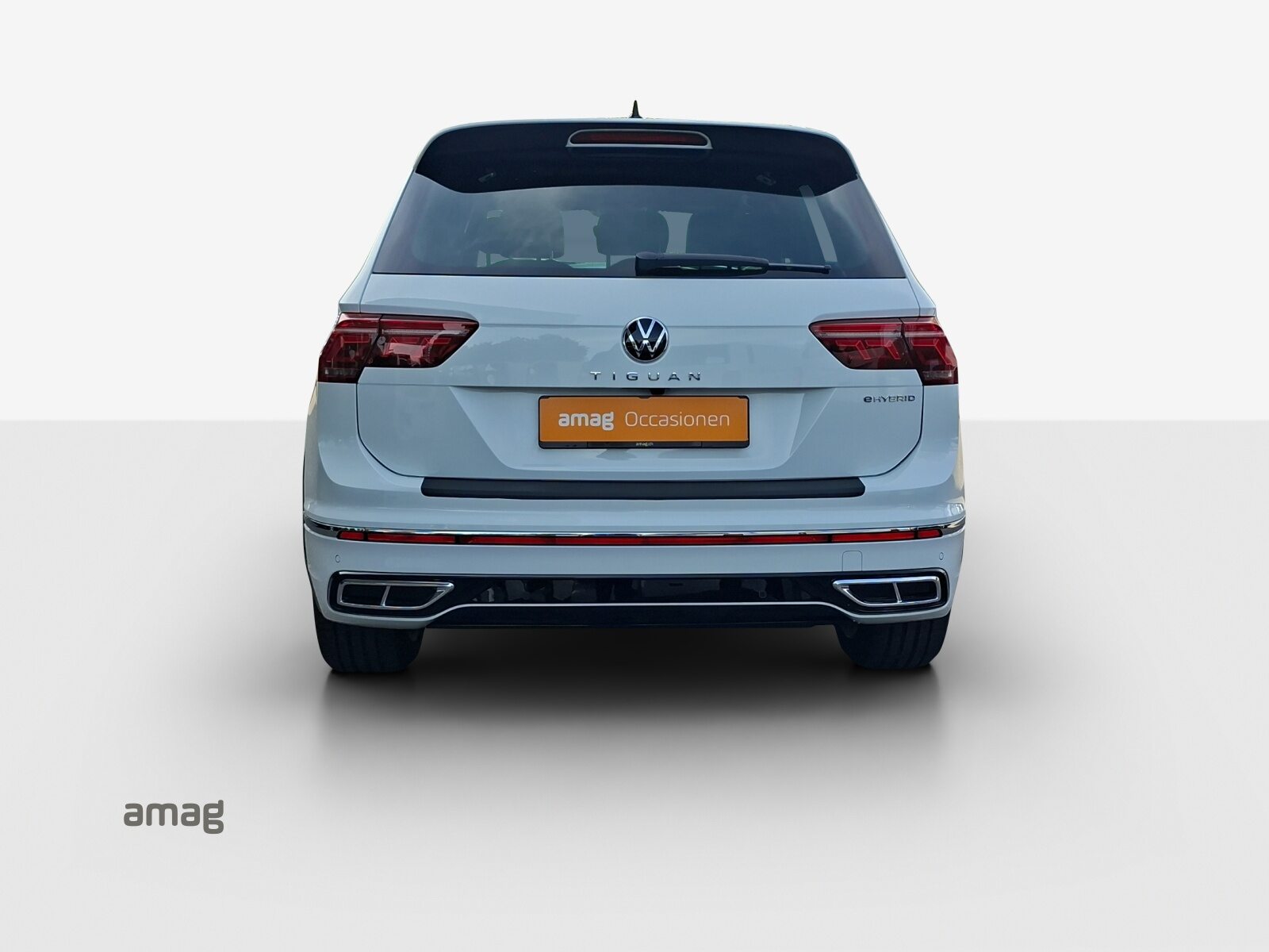 VW Tiguan R-Line SELECTION PHEV, Voll-Hybrid Benzin/Elektro, Occasion / Gebraucht, Automatik - 4