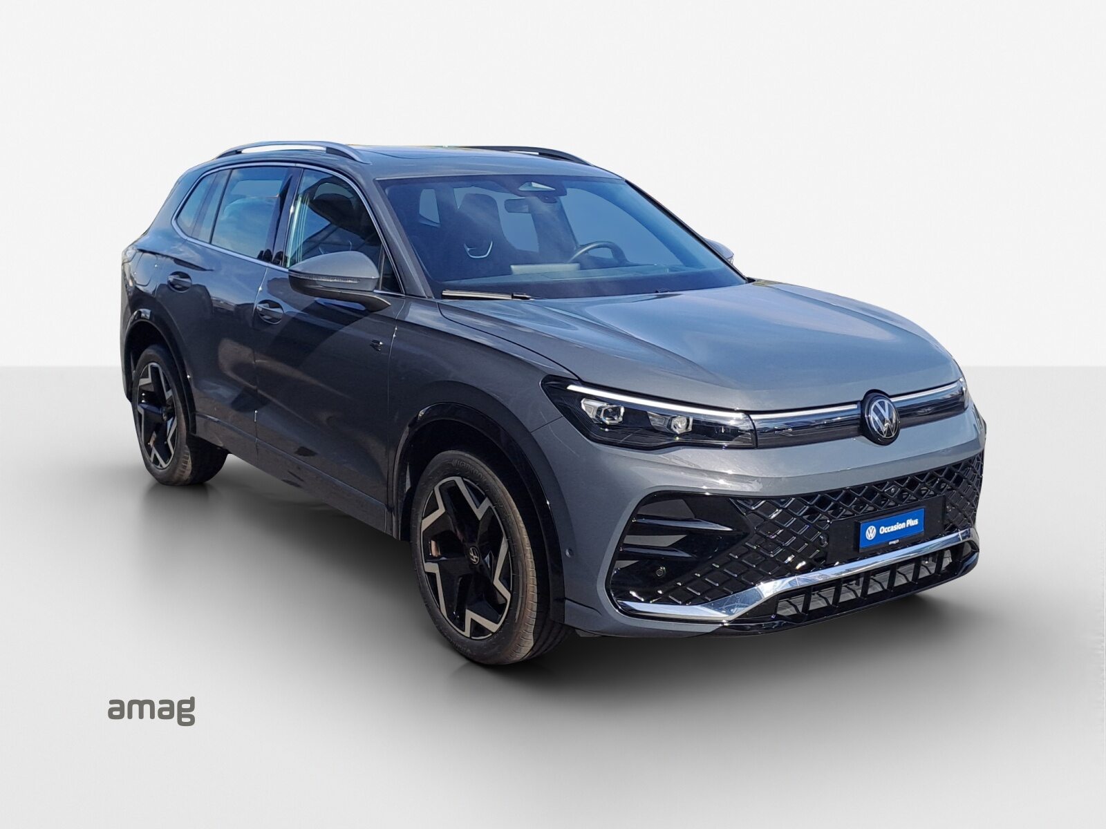 VW Tiguan R-Line, Benzin, Occasion / Gebraucht, Automatik - 6