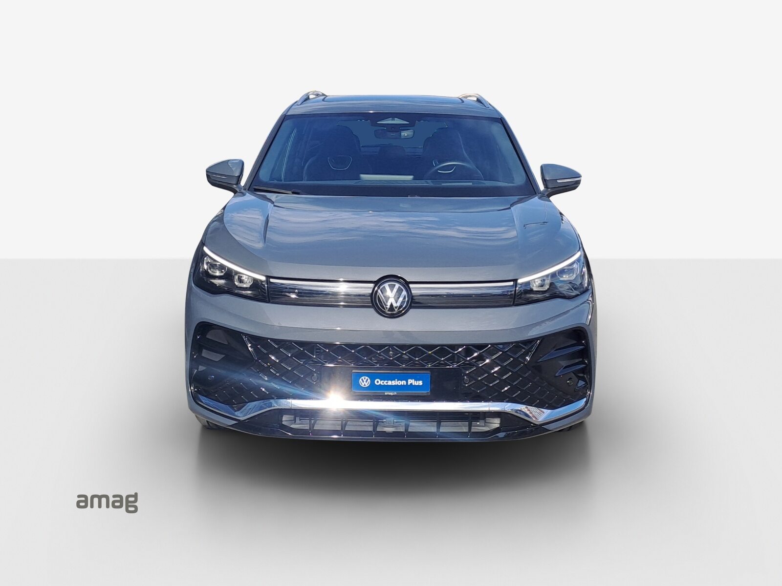 VW Tiguan R-Line, Benzin, Occasion / Gebraucht, Automatik - 7