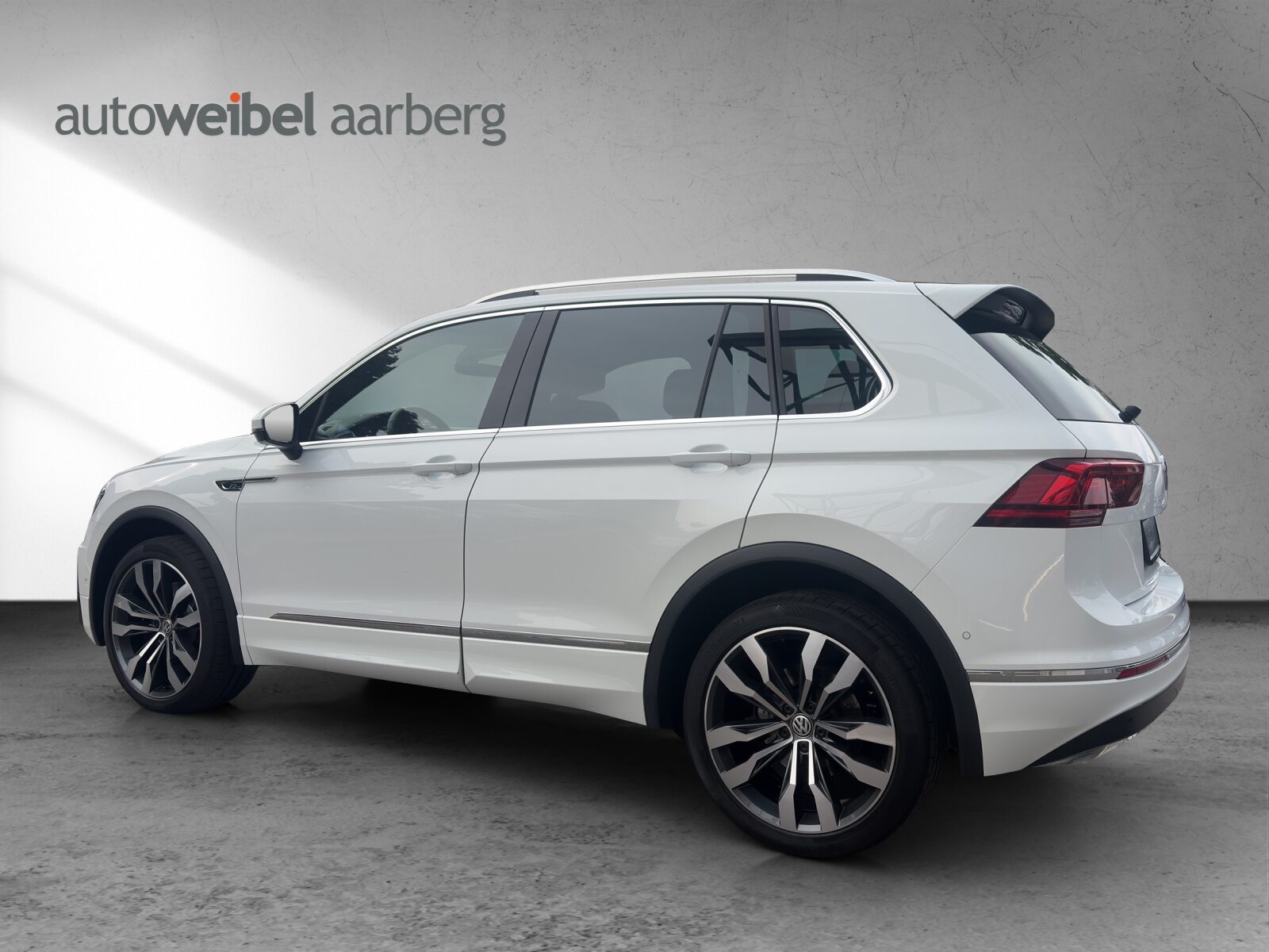 VW Tiguan Highline, Diesel, Occasion / Utilisé, Automatique - 4