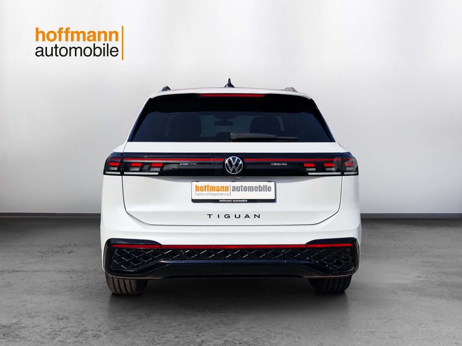VW Tiguan R-Line, Benzin, Occasion / Gebraucht, Automatik - 5