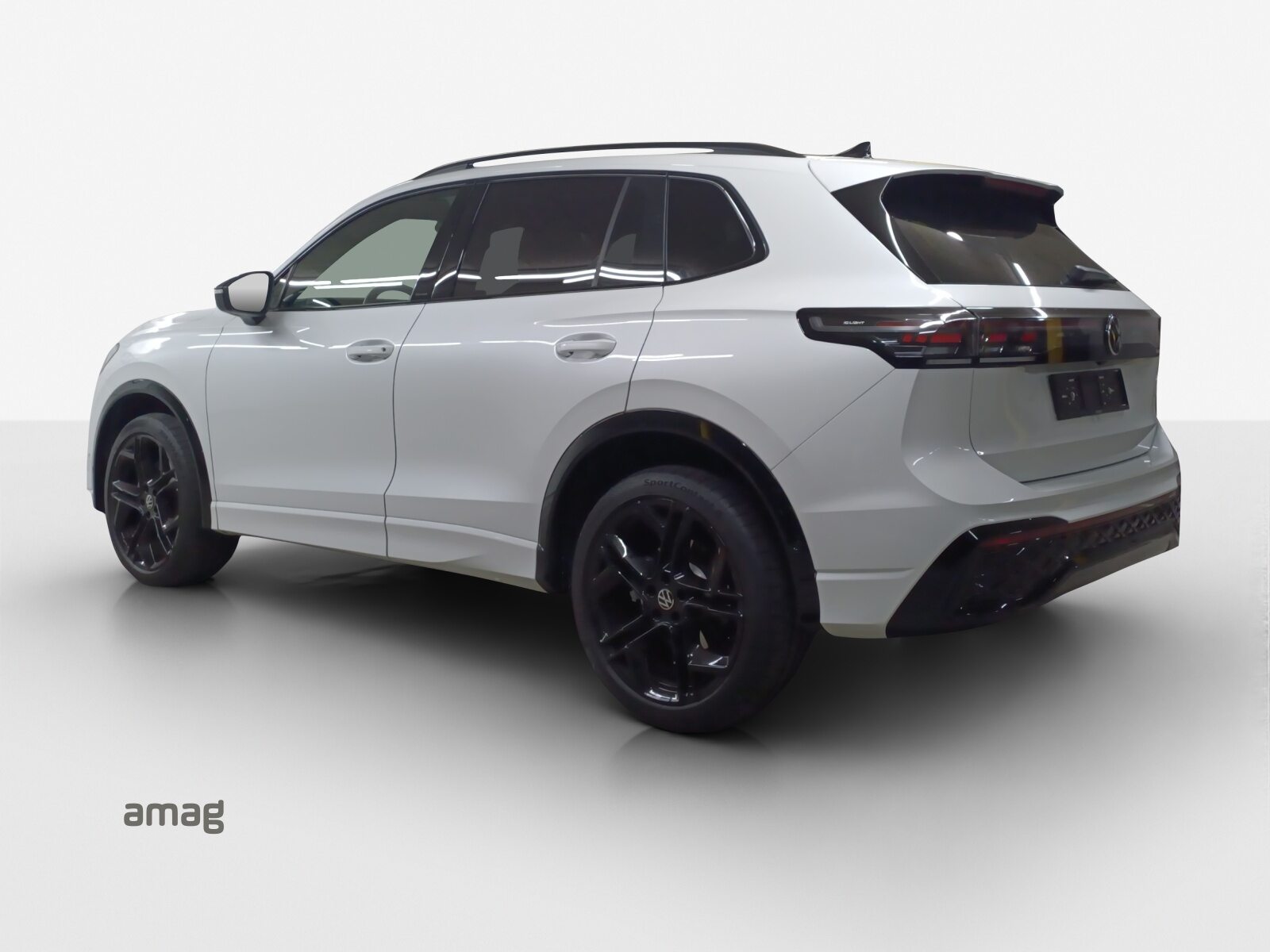 VW Tiguan R-Line, Benzin, Occasion / Gebraucht, Automatik - 3