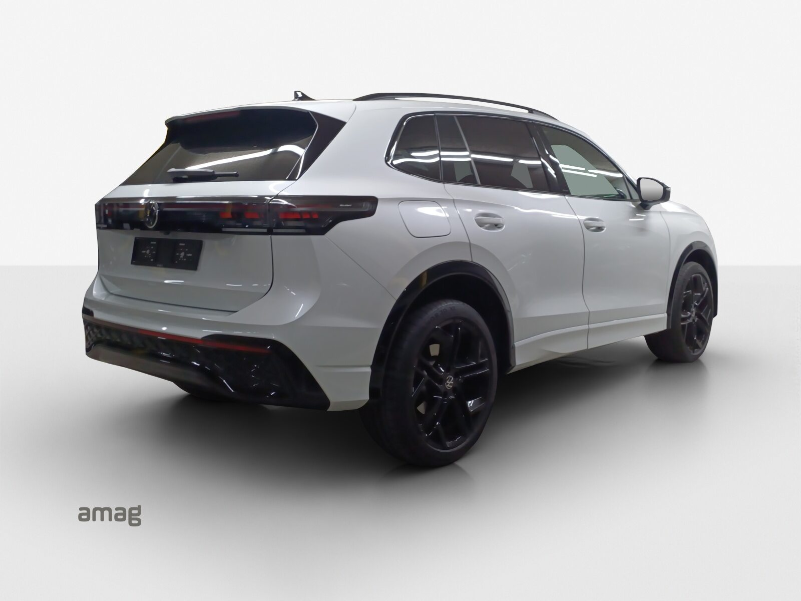 VW Tiguan R-Line, Benzin, Occasion / Gebraucht, Automatik - 5
