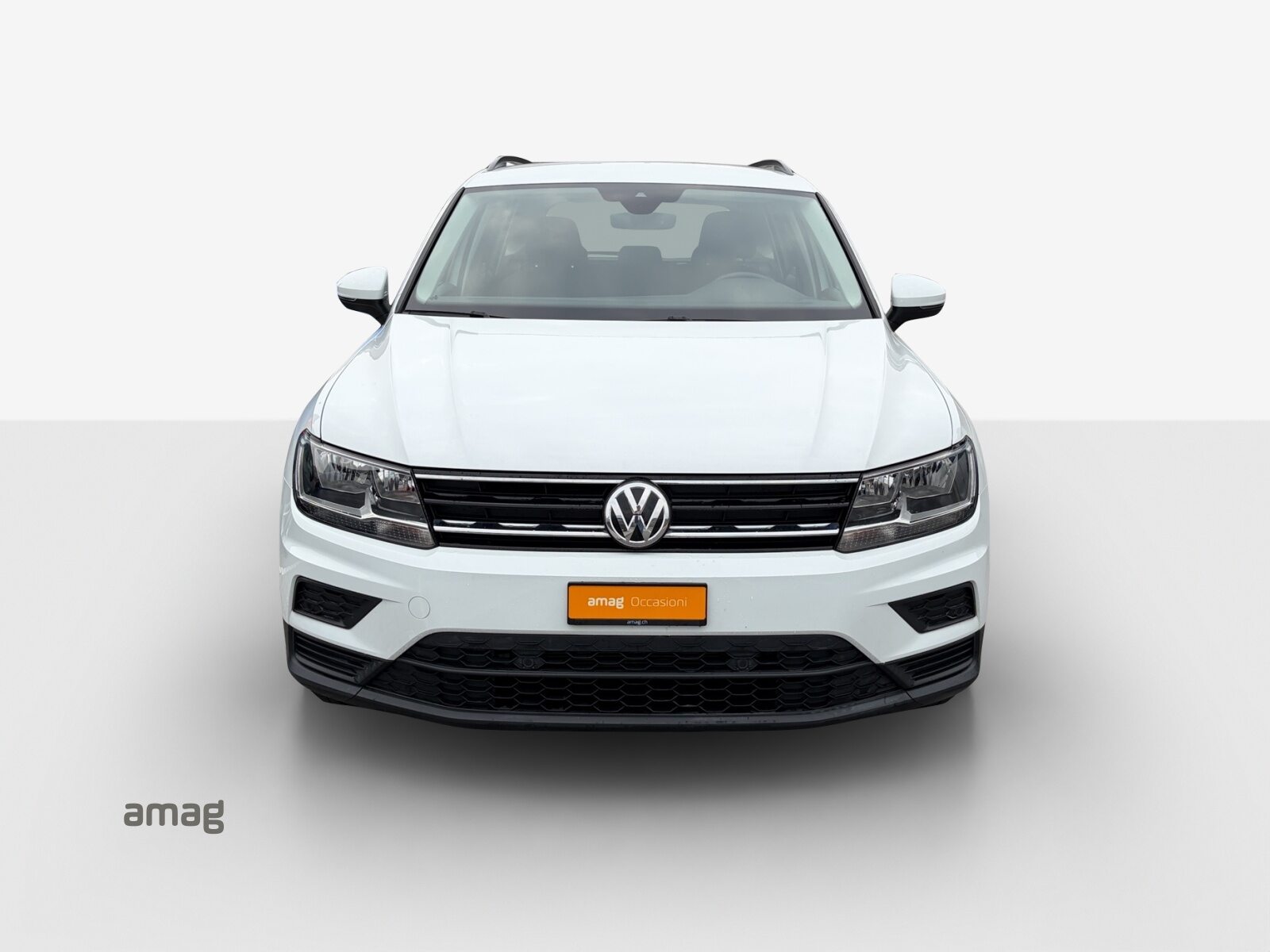 VW Tiguan Trendline, Petrol, Second hand / Used, Manual - 7