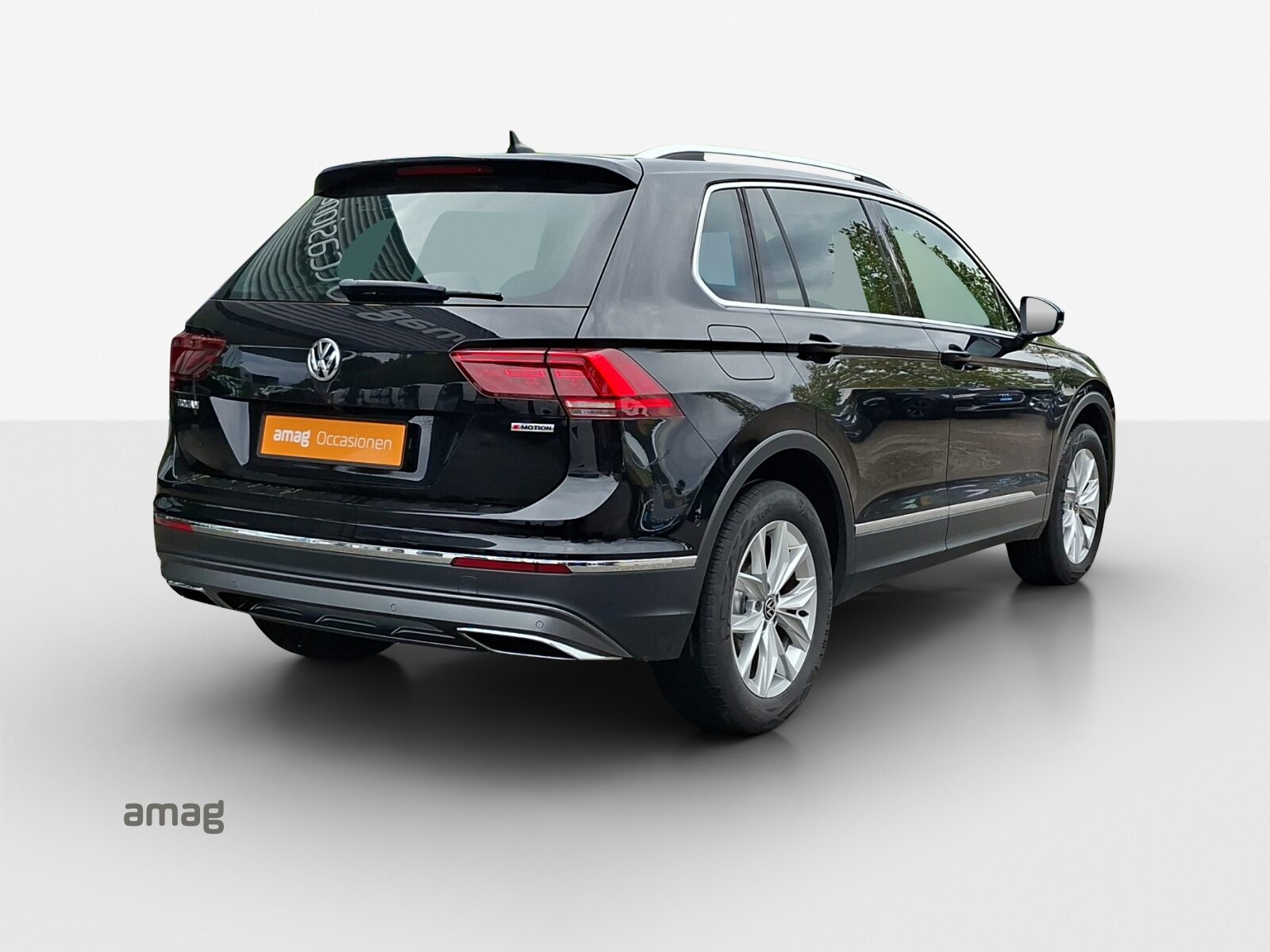 VW Tiguan Highline, Petrol, Second hand / Used, Automatic - 5