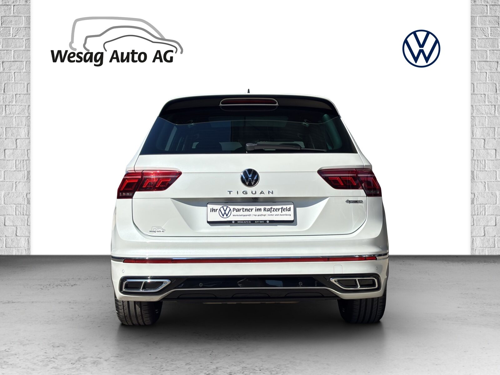 VW Tiguan R-Line, Petrol, Second hand / Used, Automatic - 4