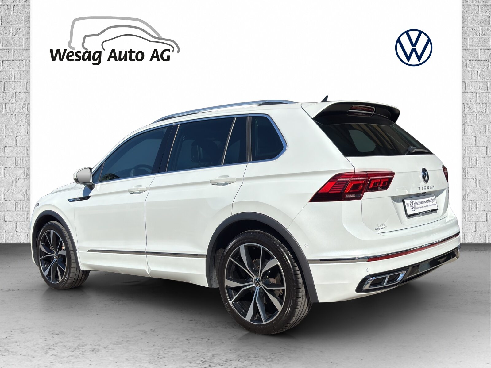 VW Tiguan R-Line, Petrol, Second hand / Used, Automatic - 5