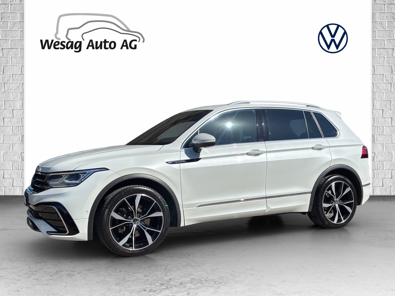 VW Tiguan R-Line, Petrol, Second hand / Used, Automatic - 7