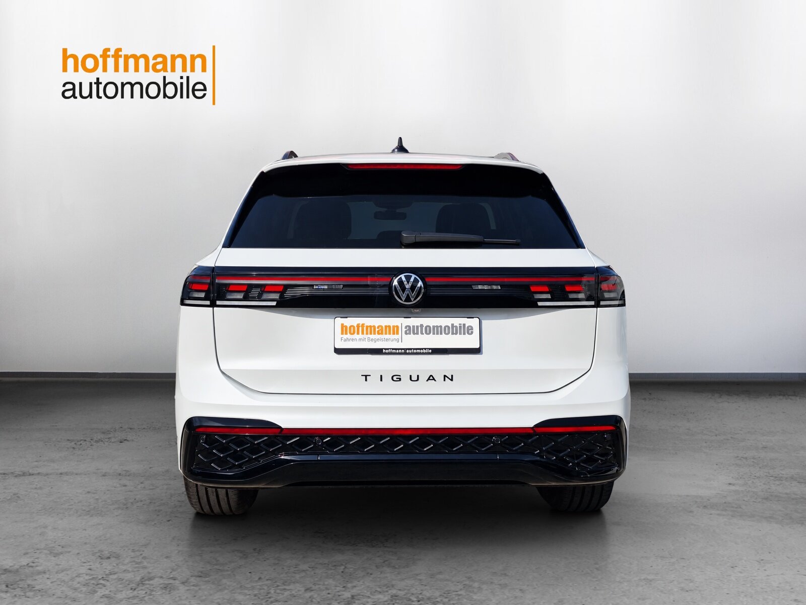 VW Tiguan 2.0 TSI DSG R-Line 4Motion, Benzin, Occasion / Gebraucht, Automatik - 5