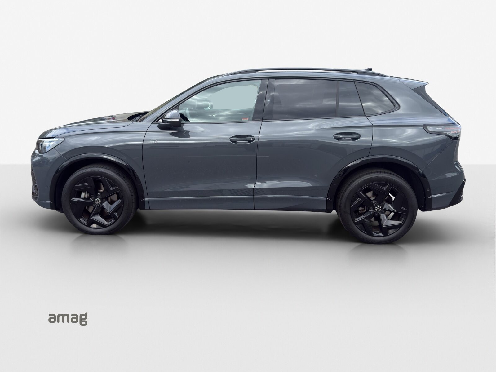 VW Tiguan R-Line, Benzin, Occasion / Gebraucht, Automatik - 2
