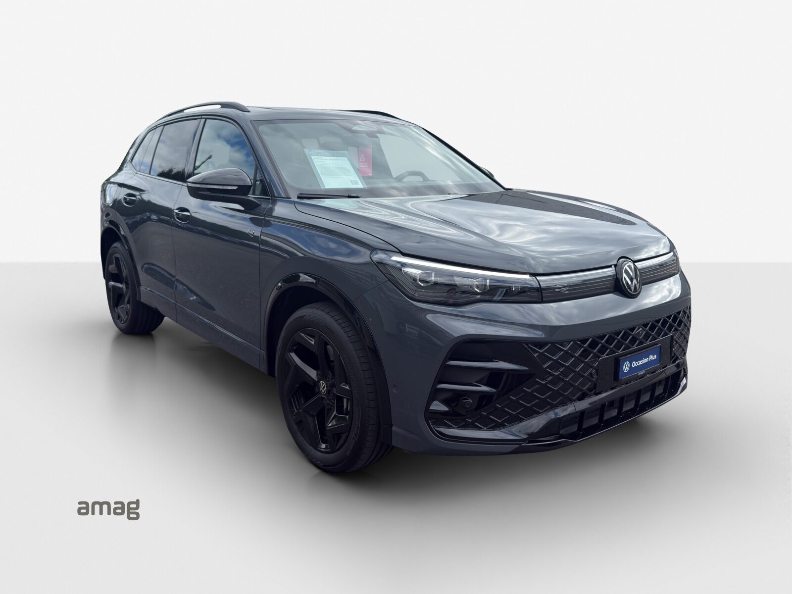 VW Tiguan R-Line, Benzin, Occasion / Gebraucht, Automatik - 6