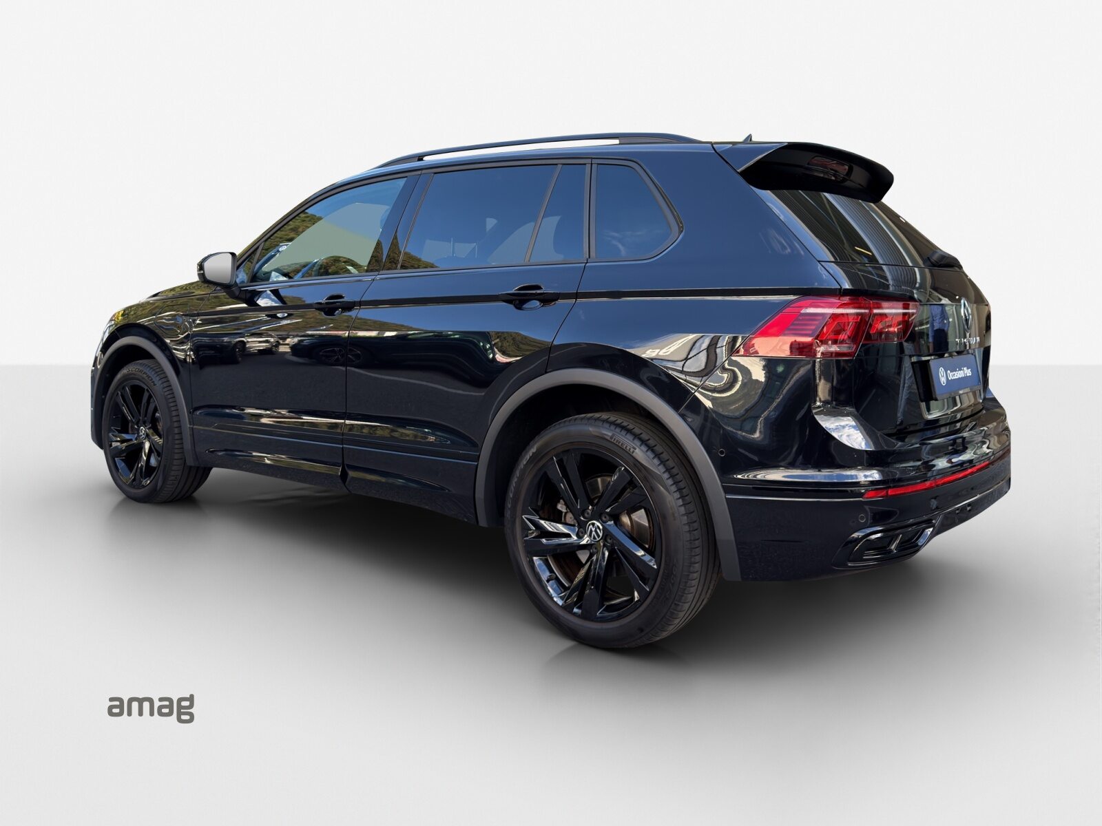 VW Tiguan R-Line SELECTION PHEV, Full-Hybrid Petrol/Electric, Second hand / Used, Automatic - 3