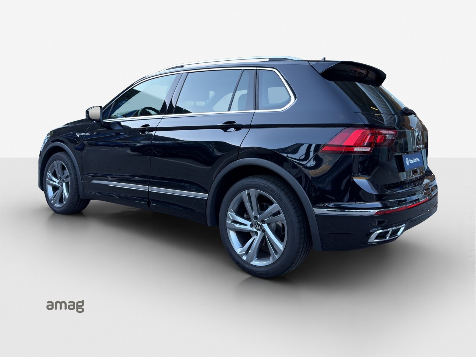 VW Tiguan R-Line, Petrol, Second hand / Used, Automatic - 3