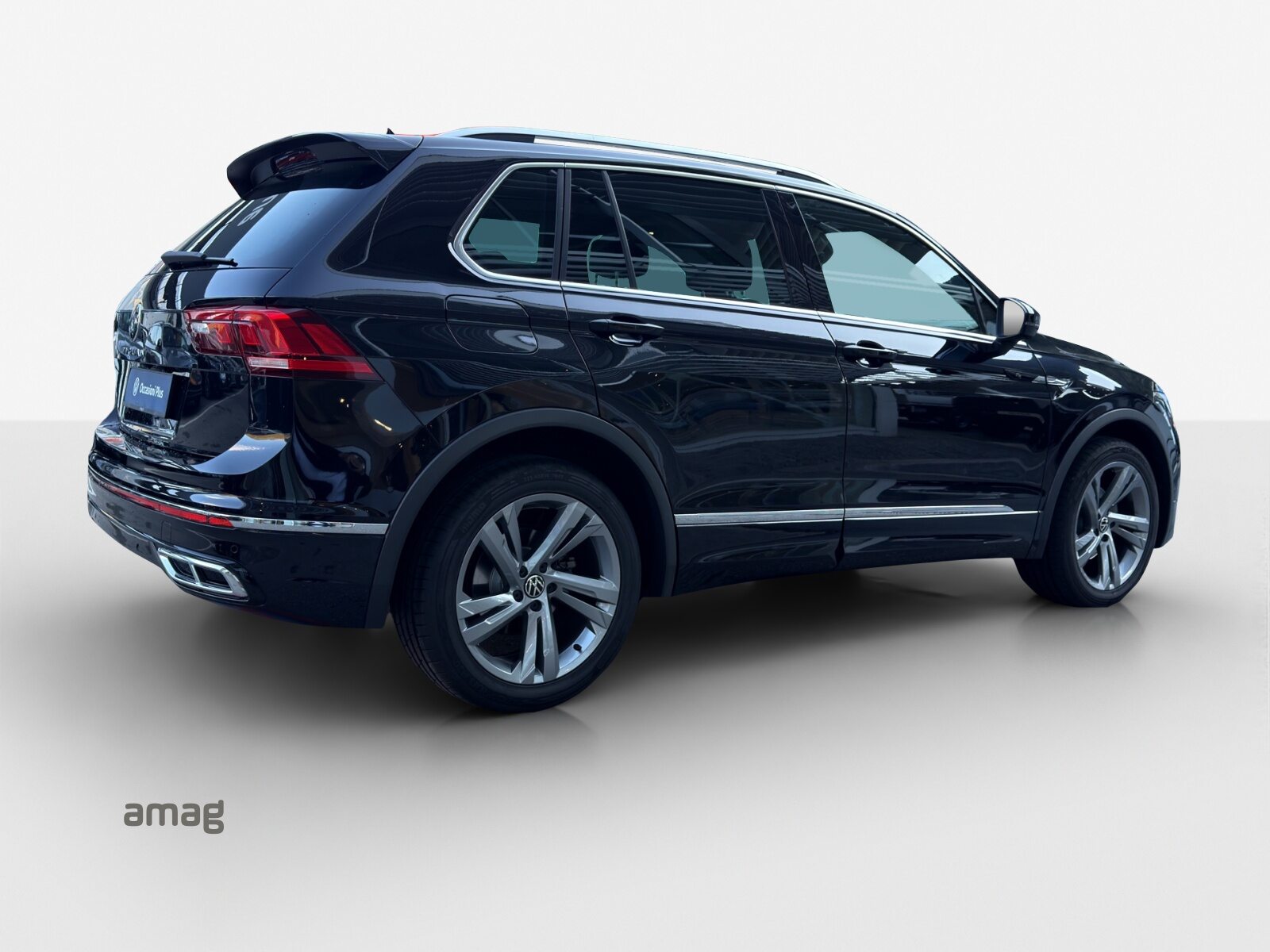 VW Tiguan R-Line, Petrol, Second hand / Used, Automatic - 5