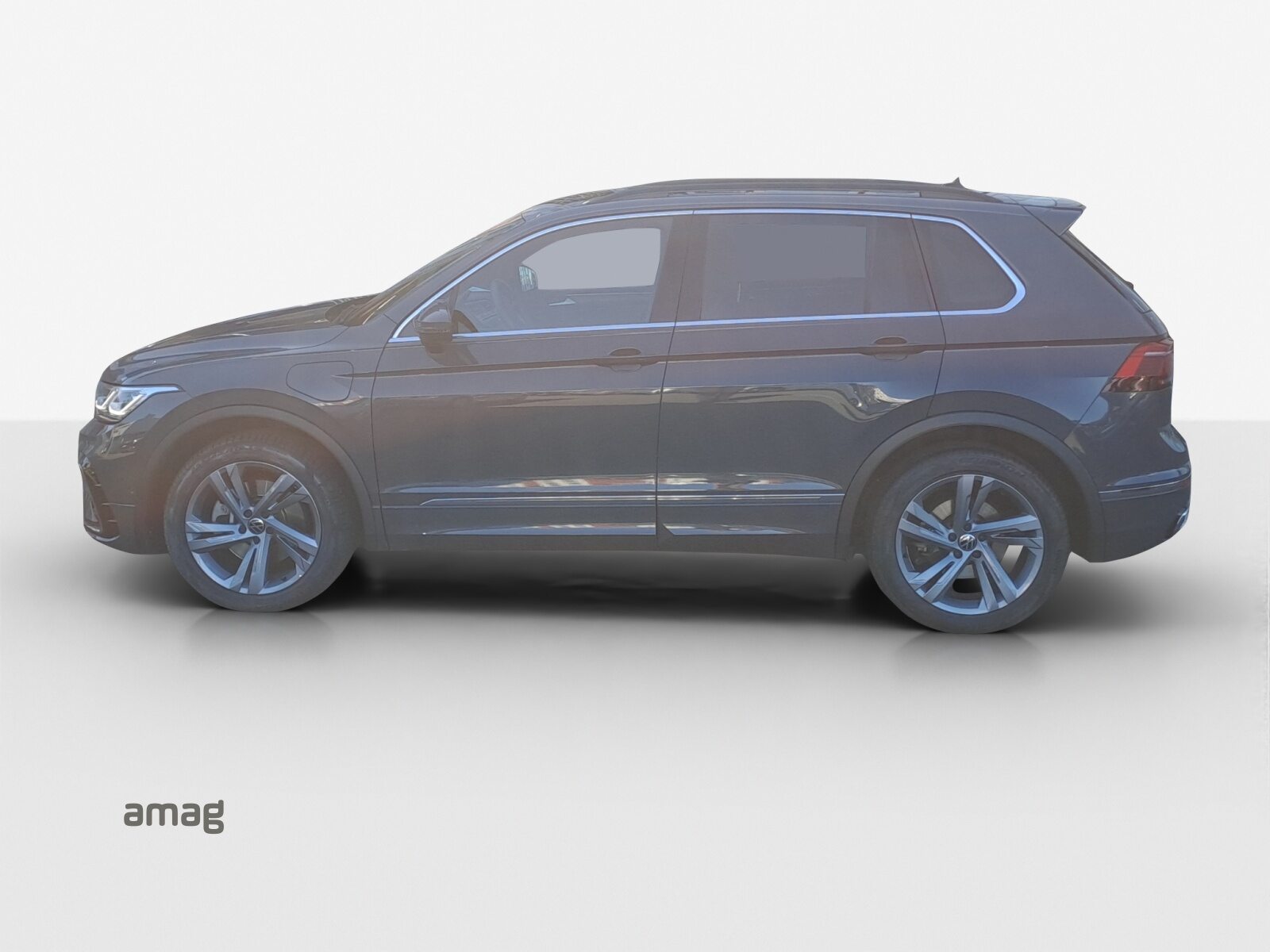 VW Tiguan R-Line SELECTION PHEV, Voll-Hybrid Benzin/Elektro, Occasion / Gebraucht, Automatik - 2