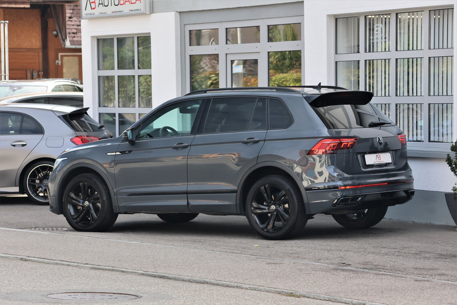 VW Tiguan 2.0 TDI SCR R-Line 4Motion DSG (CH) 200PS, Diesel, Occasion / Utilisé, Automatique - 5