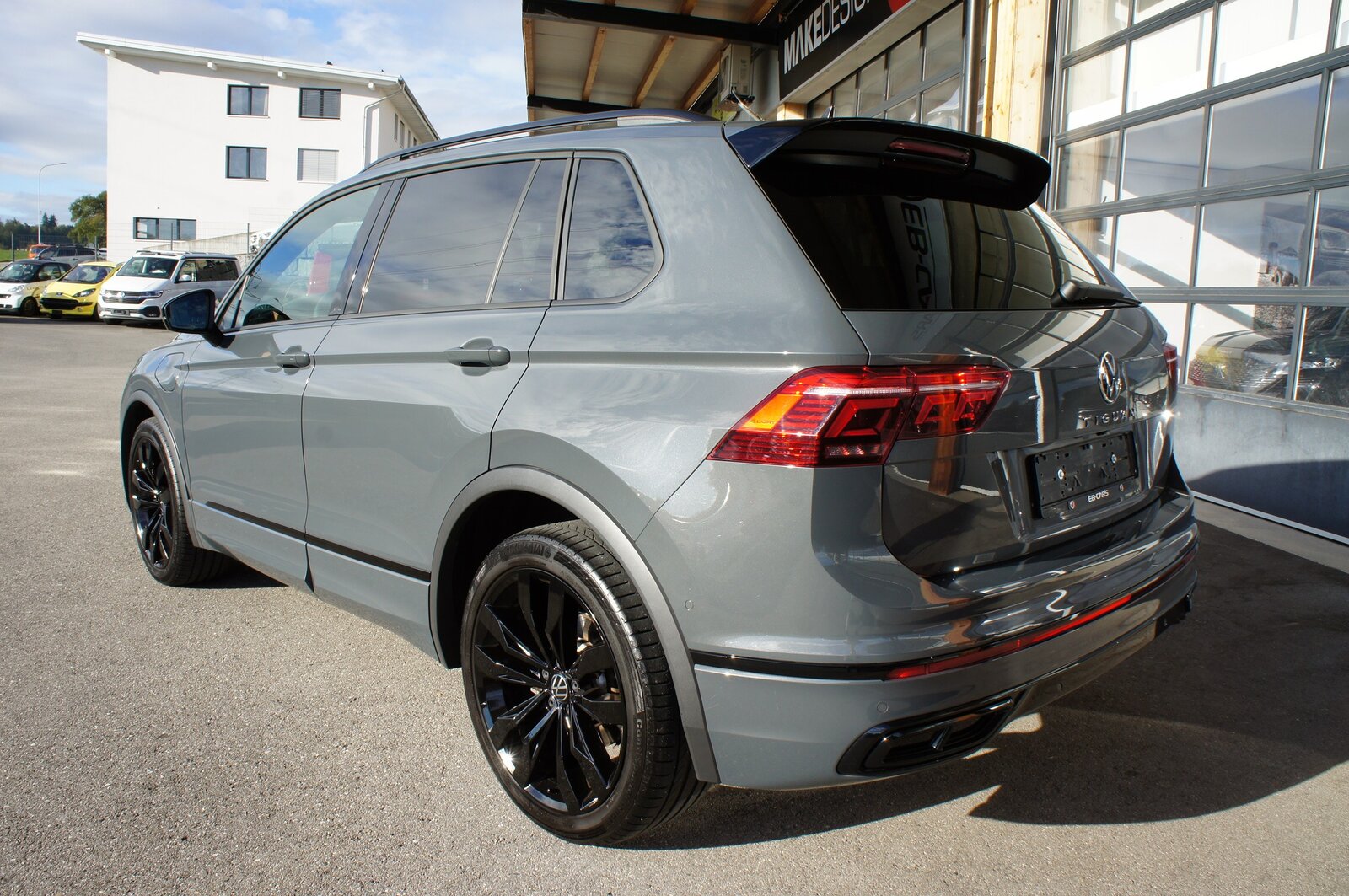 VW Tiguan 1.4TSI PHEV Selection DSG, Plug-in-Hybrid Benzin/Elektro, Occasion / Gebraucht, Automatik - 3
