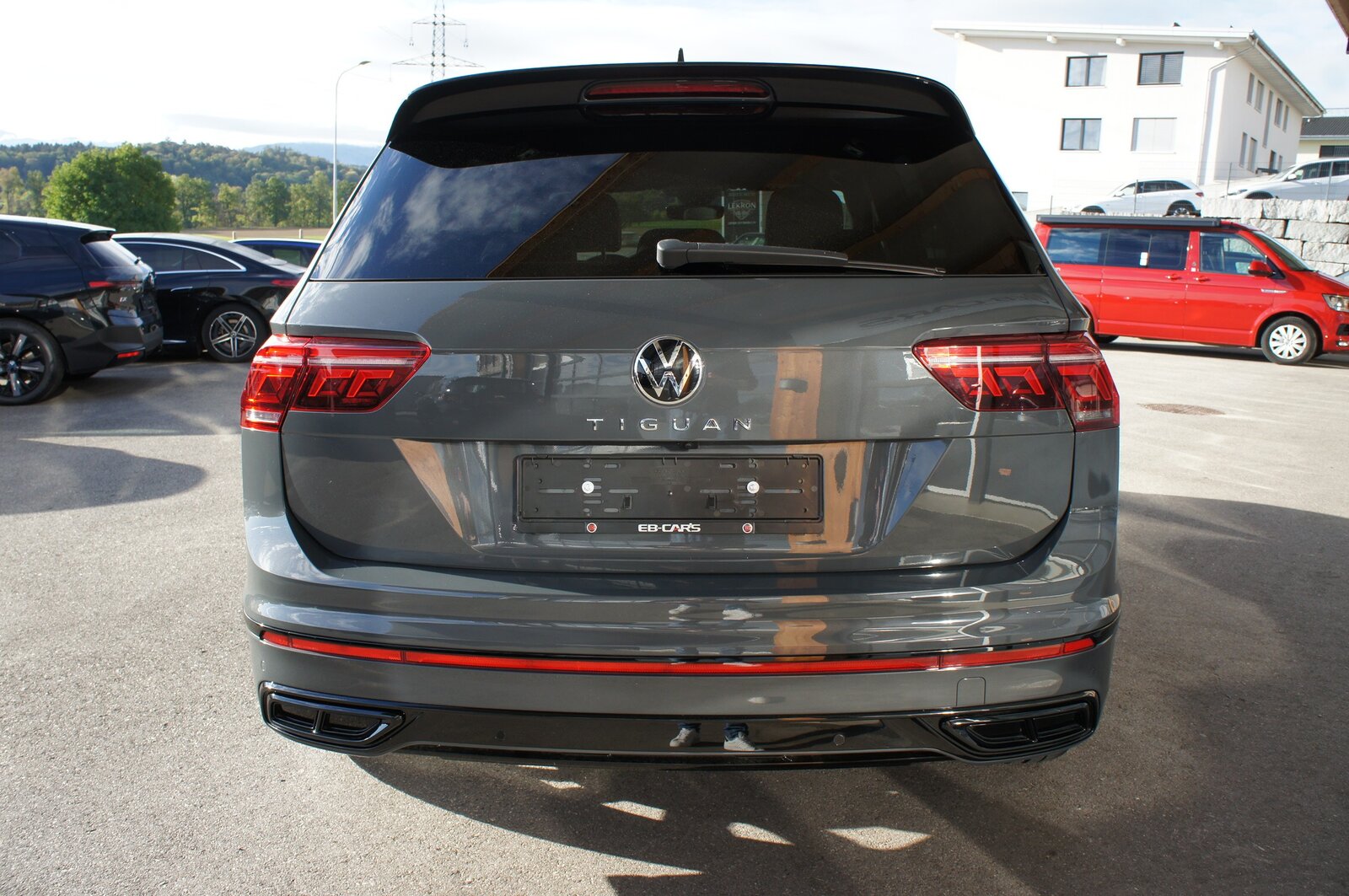 VW Tiguan 1.4TSI PHEV Selection DSG, Plug-in-Hybrid Benzin/Elektro, Occasion / Gebraucht, Automatik - 4