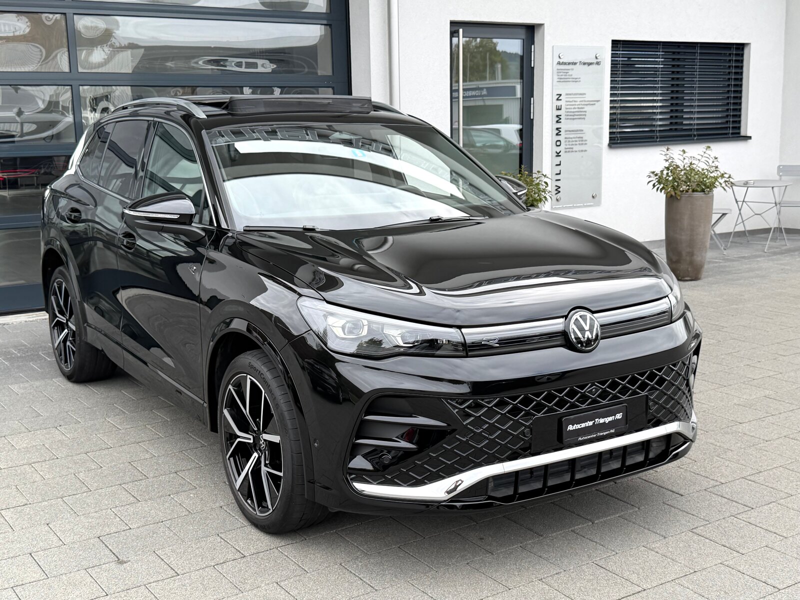 VW Tiguan 2.0 TSI DSG R-Line 4Motion