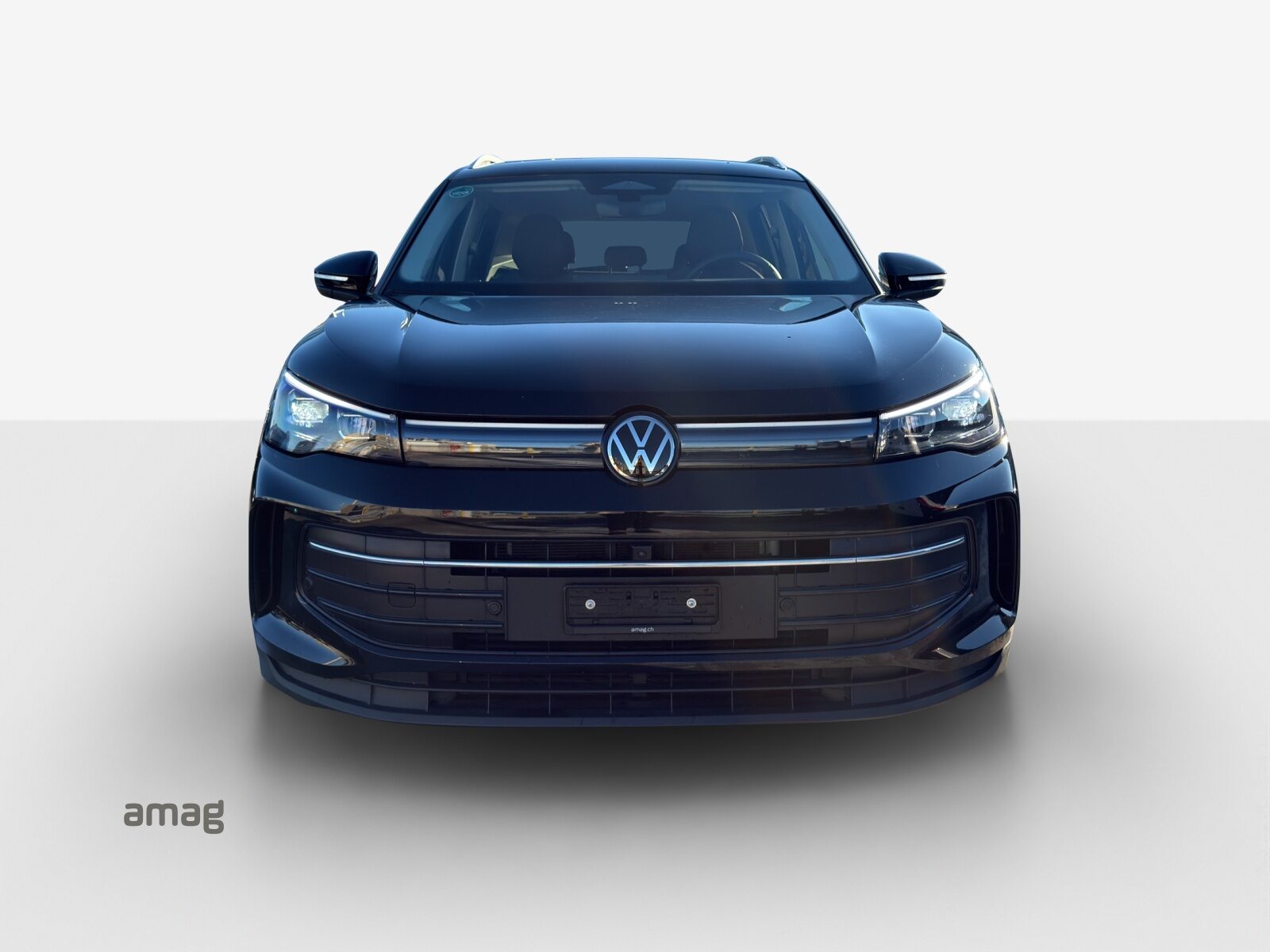 VW Tiguan UNITED, Benzin, Occasion / Gebraucht, Automatik - 7