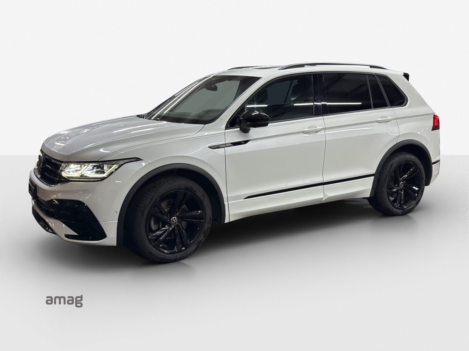 VW Tiguan R-Line